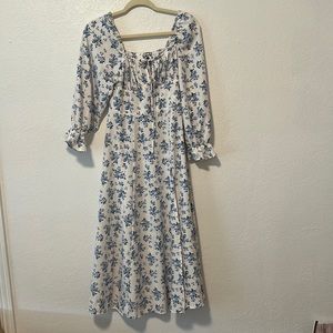 Super cute white and blue floral dress